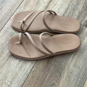 CROCS Women's Beige Strappy Sandals 8
